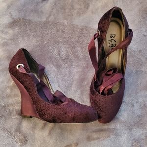 BCBG Paris Wedge with Ribbon Laces, Size 7, Purple
